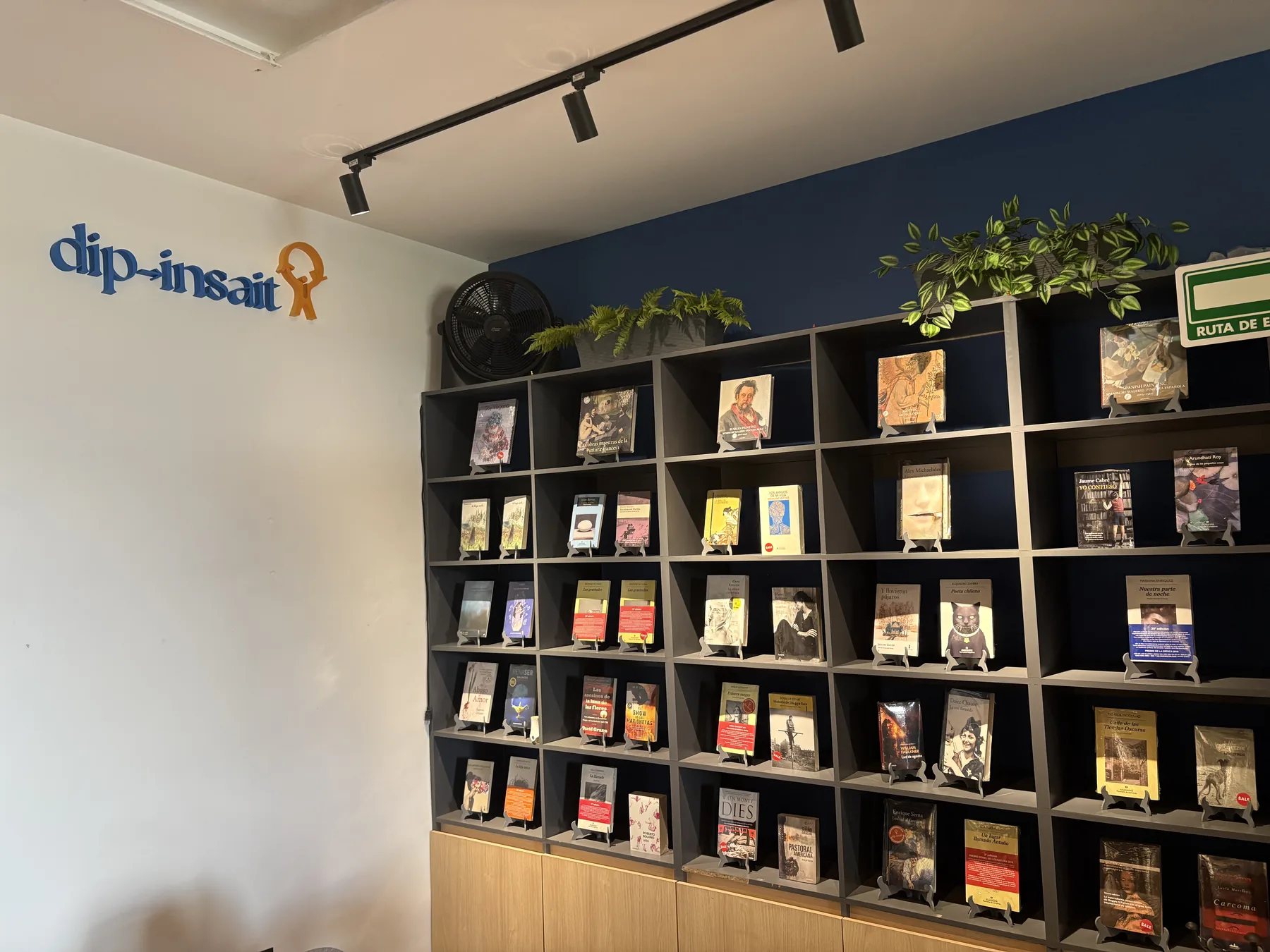 Librería Dipinsait